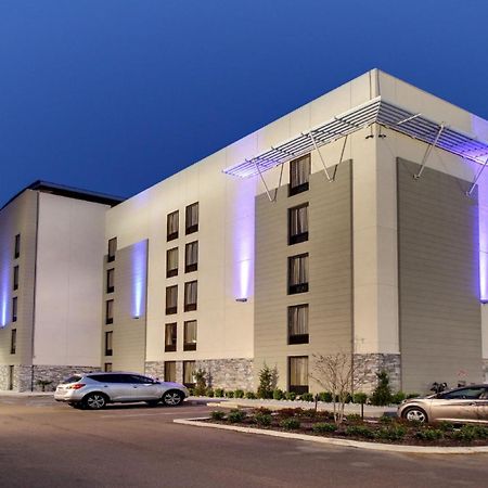 Holiday Inn Express & Suites Jackson Downtown - Coliseum By Ihg Экстерьер фото
