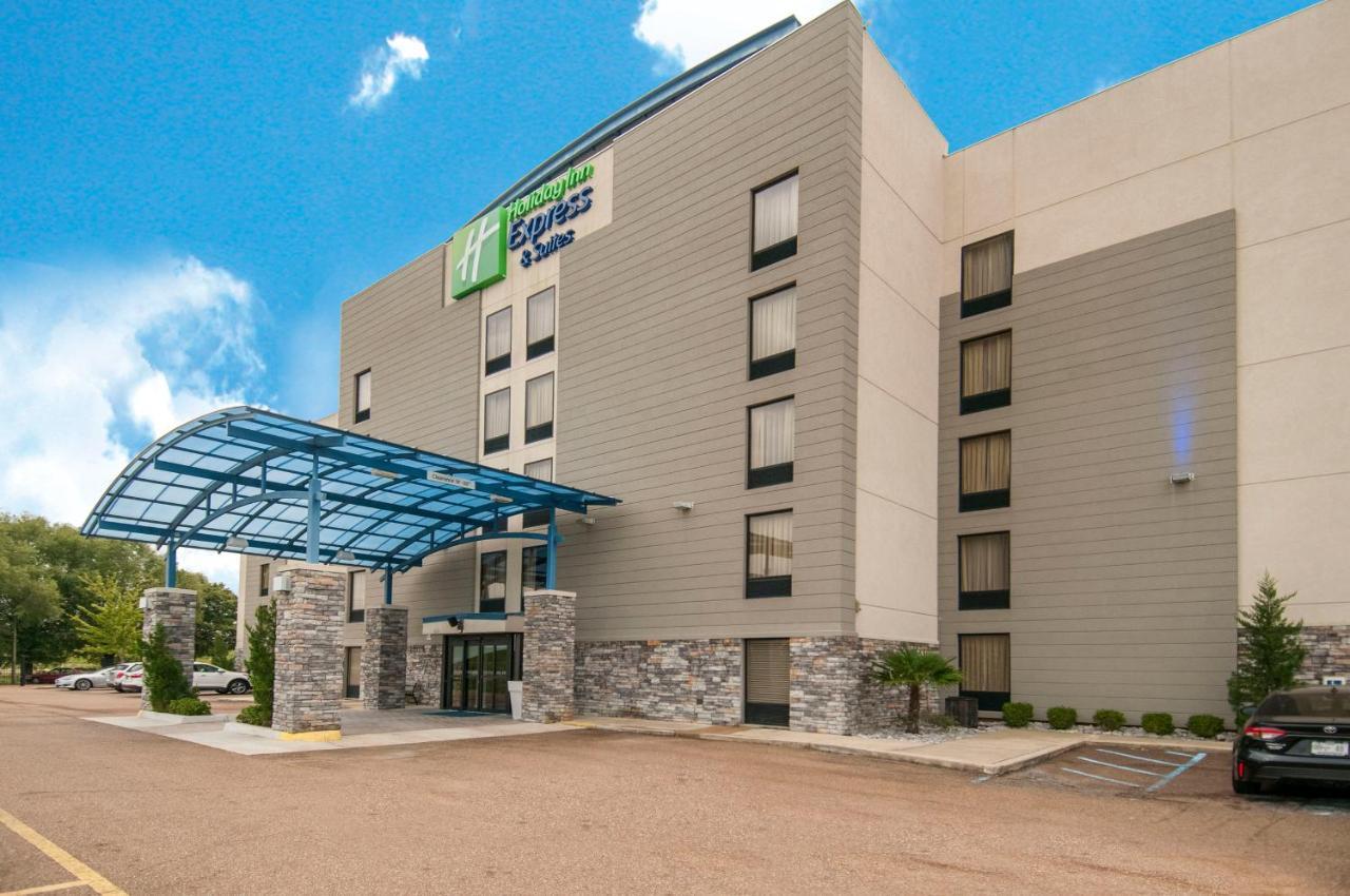Holiday Inn Express & Suites Jackson Downtown - Coliseum By Ihg Экстерьер фото