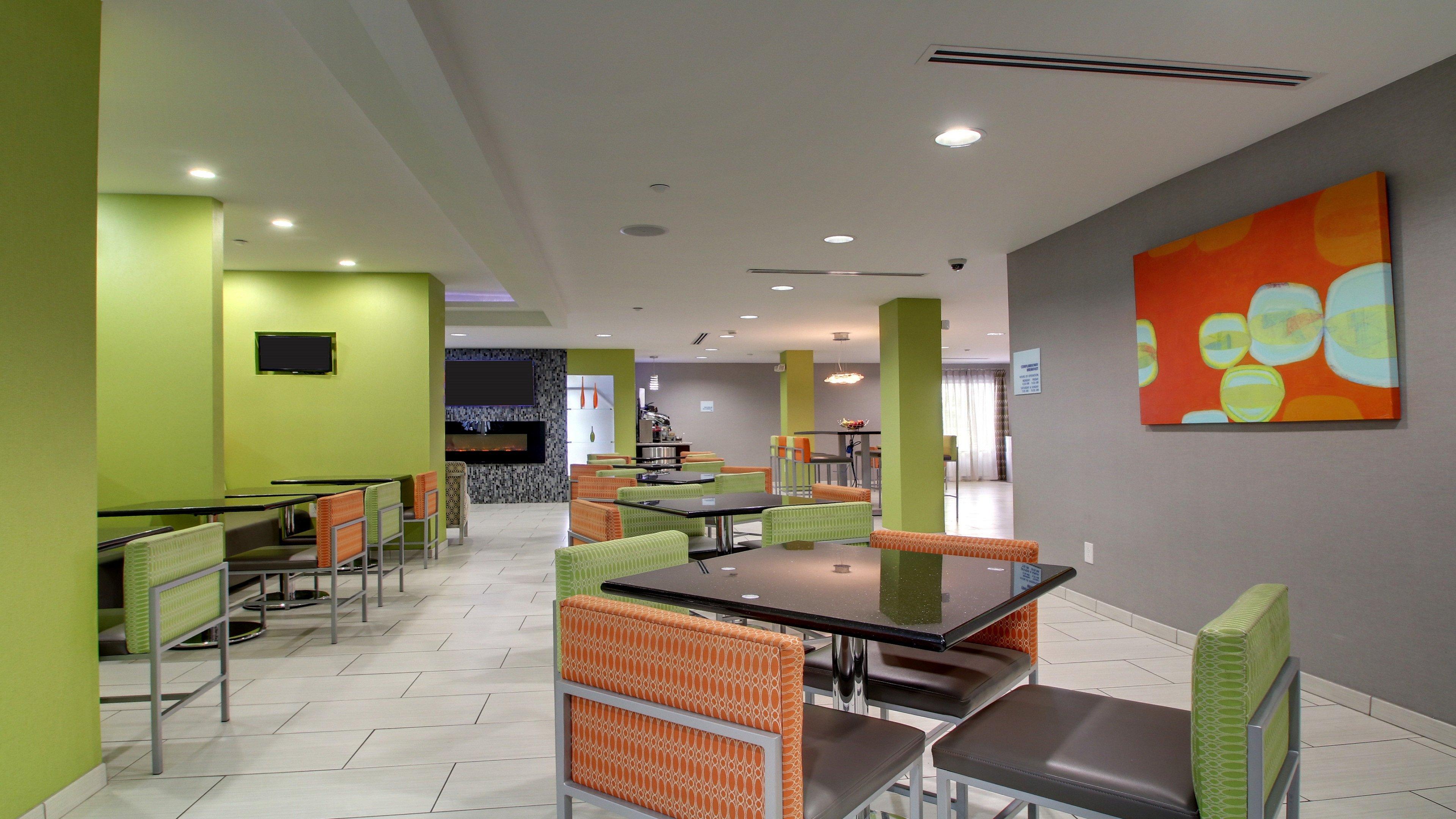 Holiday Inn Express & Suites Jackson Downtown - Coliseum By Ihg Экстерьер фото