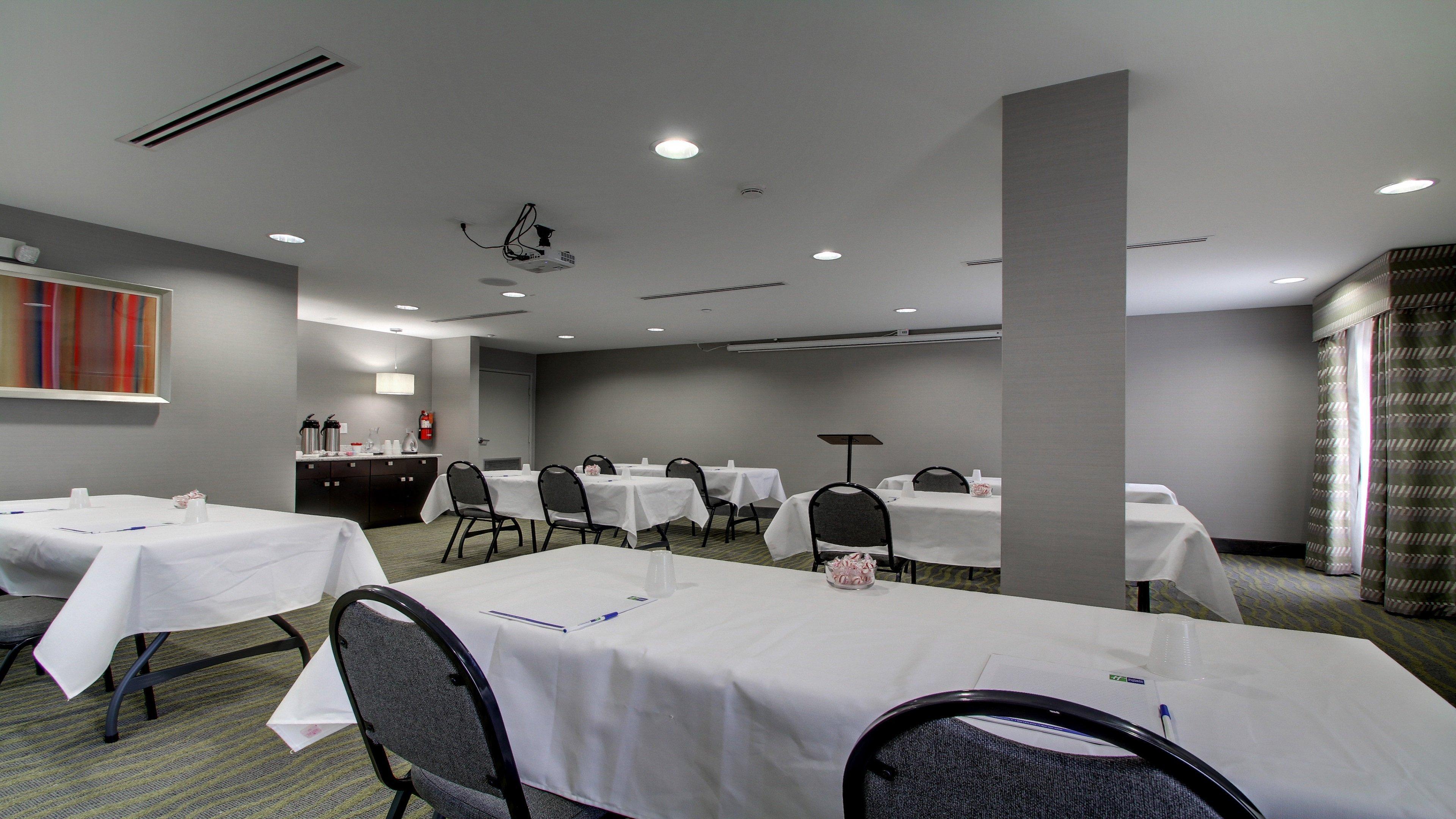 Holiday Inn Express & Suites Jackson Downtown - Coliseum By Ihg Экстерьер фото