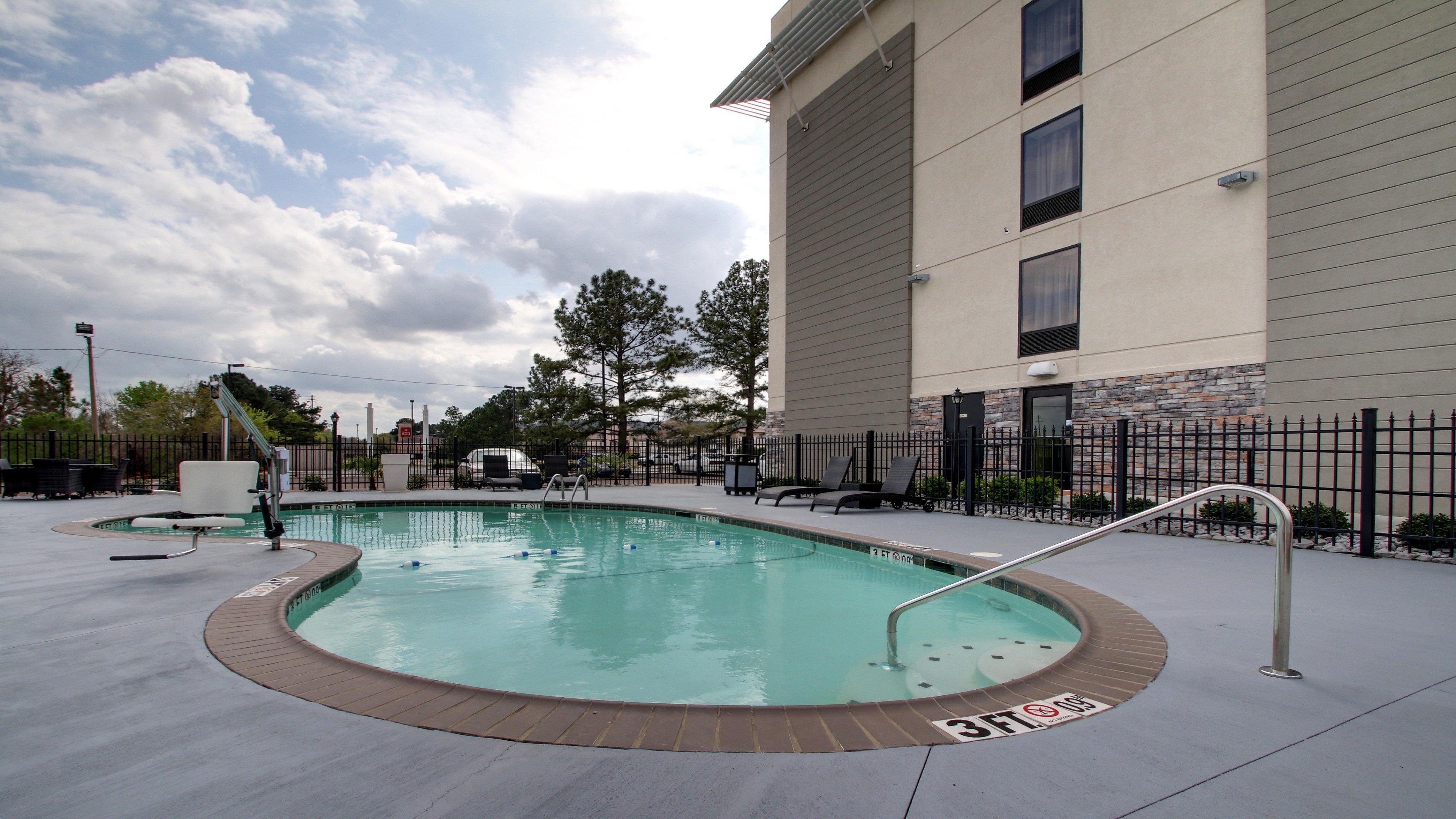 Holiday Inn Express & Suites Jackson Downtown - Coliseum By Ihg Экстерьер фото
