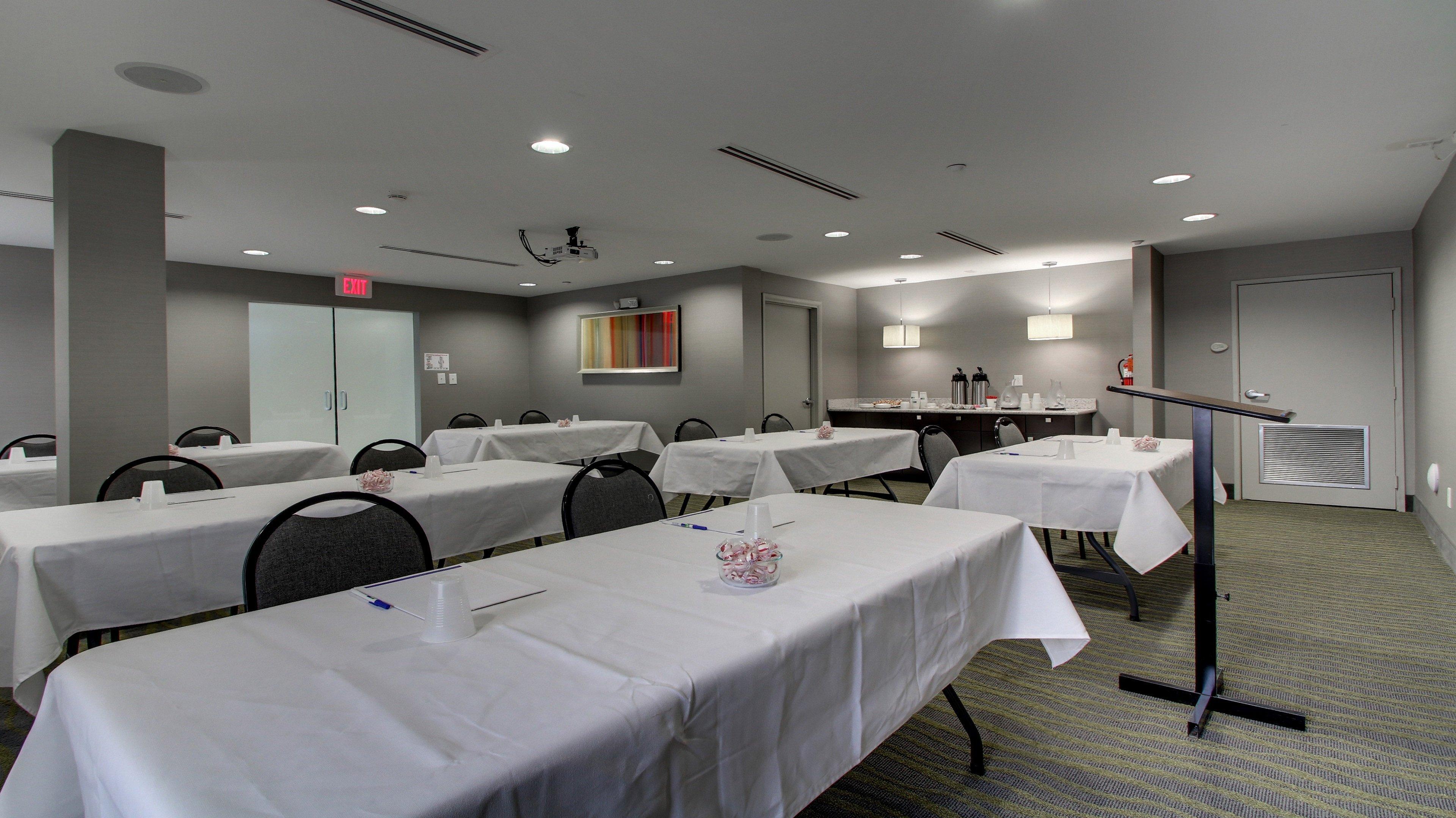 Holiday Inn Express & Suites Jackson Downtown - Coliseum By Ihg Экстерьер фото