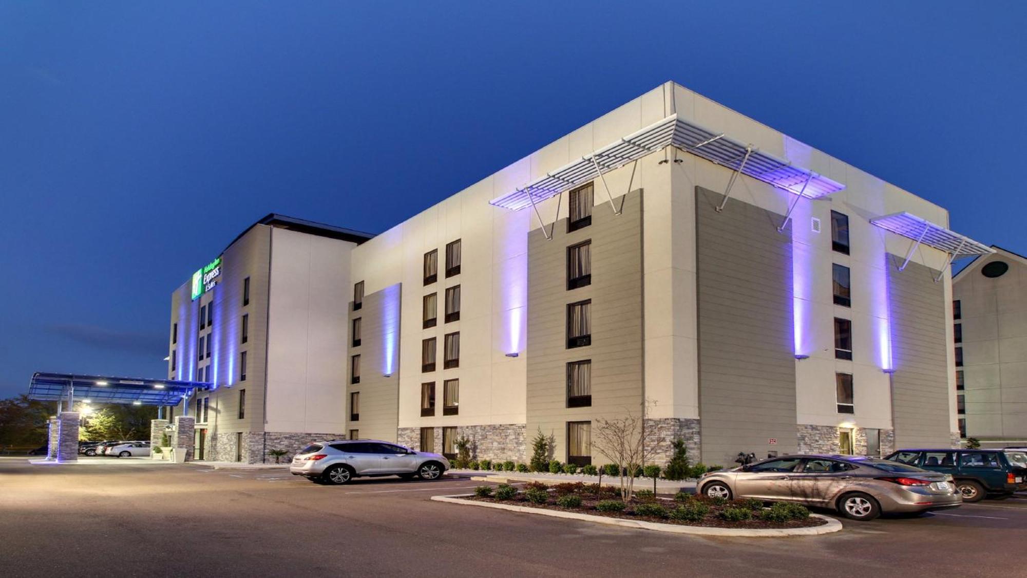 Holiday Inn Express & Suites Jackson Downtown - Coliseum By Ihg Экстерьер фото