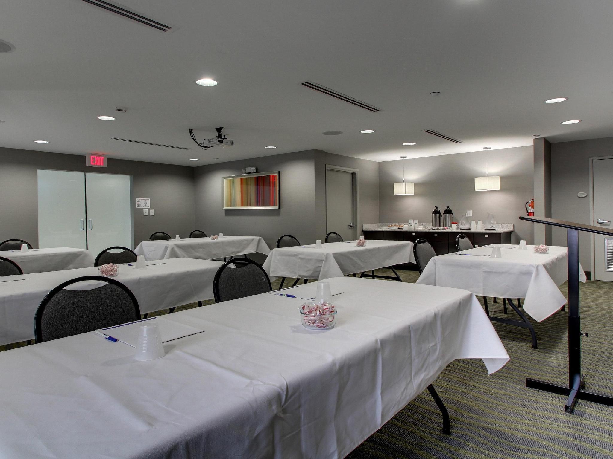 Holiday Inn Express & Suites Jackson Downtown - Coliseum By Ihg Экстерьер фото